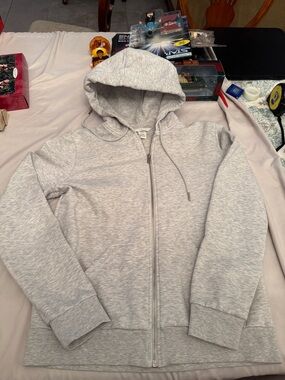 H&M Light Gray Zipper Hoodie